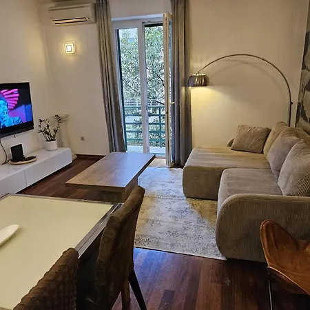 Apartment Paun *