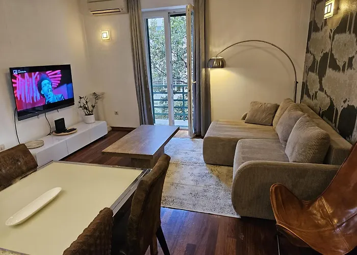 Apartment Paun *